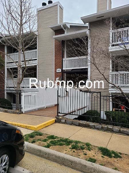 Photo of Discreet Tempus (near Tysons Corner)