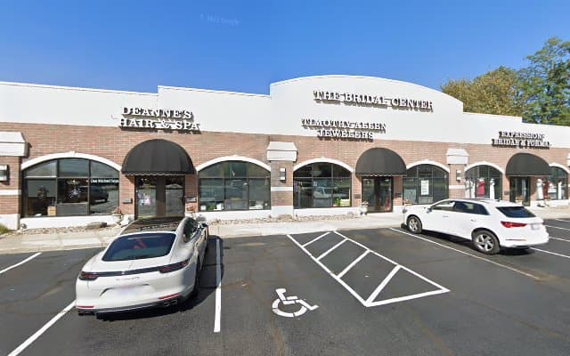Photo of Deanne's Hair & Spa
