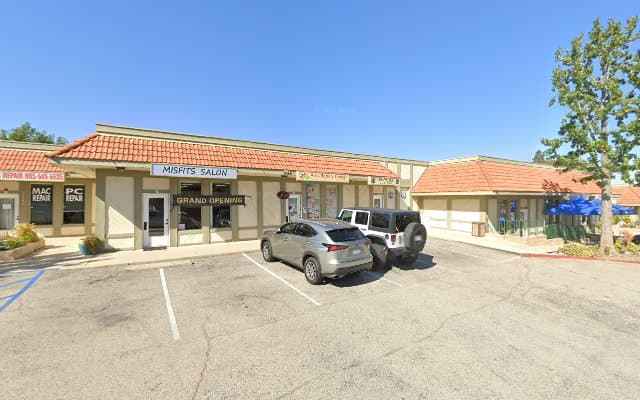 Photo of Misfits Salon