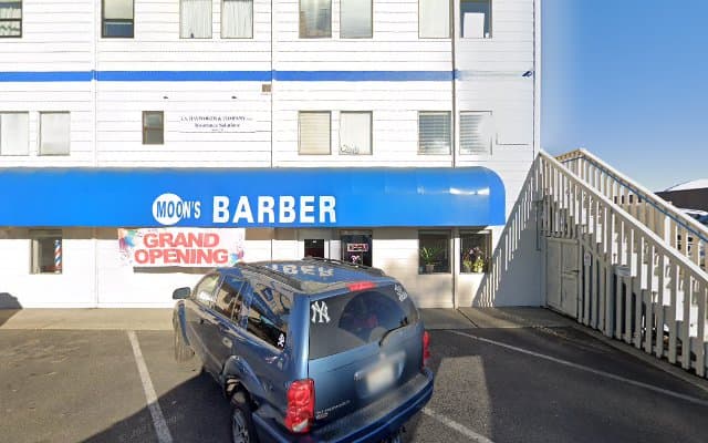 Photo of Moon's Barber