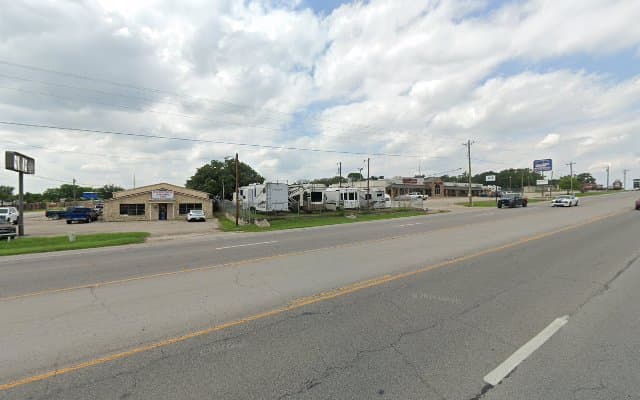 Photo of 9 salon & daymaker