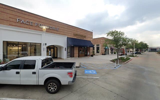 Photo of FACE FOUNDRIÉ - Sugar Land