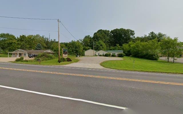 Photo of D's 422 West Side Salon