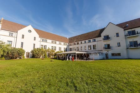 Photo of La Tourelle Inn & Spa