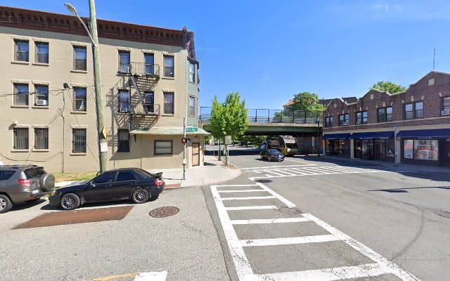 Photo of 400 North Ave SPA
