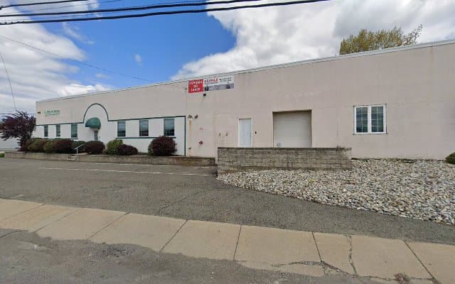 Photo of Pine tree 284 massage thraphy