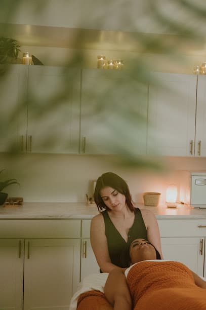 Photo of Tora Savage | Massage Therapy & Somatic Healing