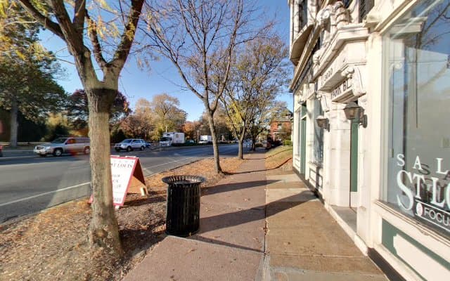Photo of Salon St Louis