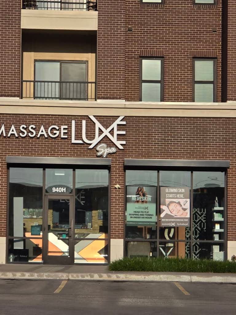 Photo of MassageLuXe