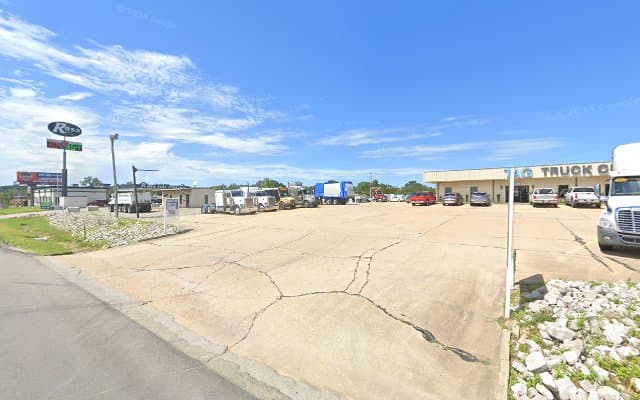 Photo of TAG Truck Center Poplar Bluff