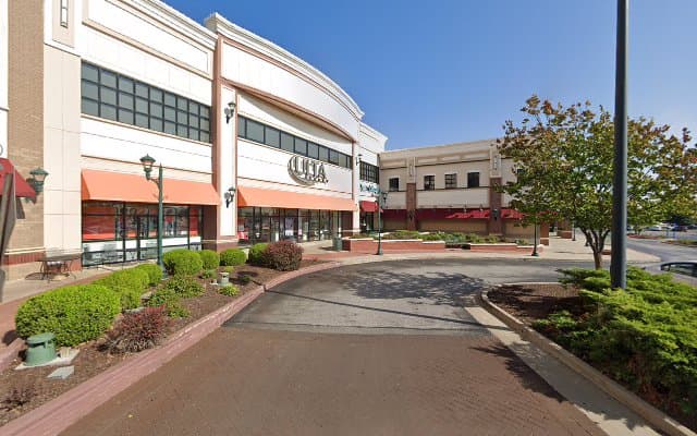 Photo of Dermistique Face & Body –The Shoppes at Stadium
