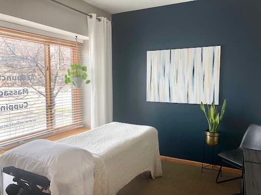 Photo of Elliott Therapeutics - Acupuncture & Massage