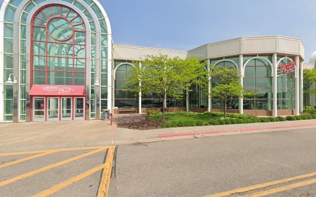 Photo of Brow art 23 river hills mall