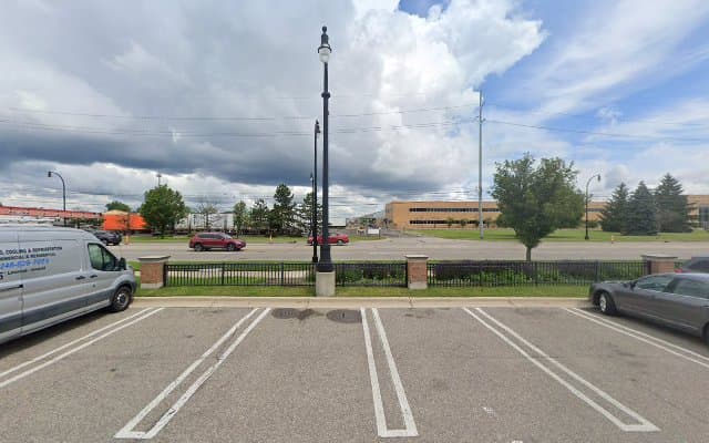 Photo of Deluxe Nails Spa & Lash Livonia