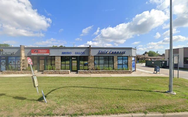 Photo of Bruno Salon