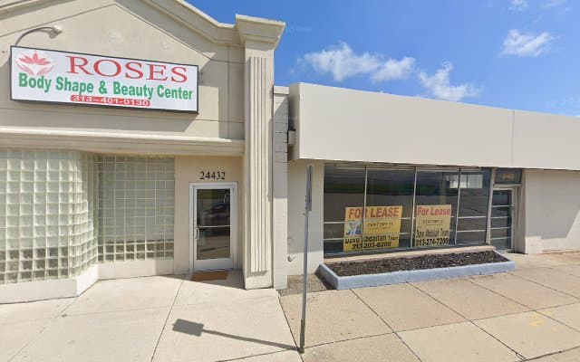 Photo of Roses body shape and beauty center