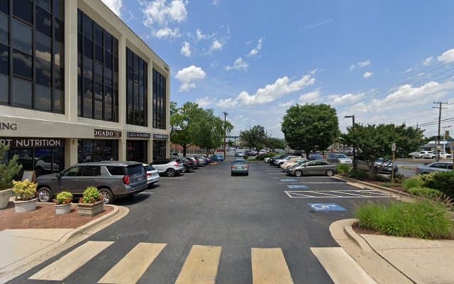 Photo of Highland Chiropractic Center- Langley Park, clínica de lesiones automovilísticas