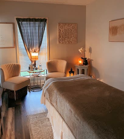 Photo of Hands & Heart Holistic Wellness