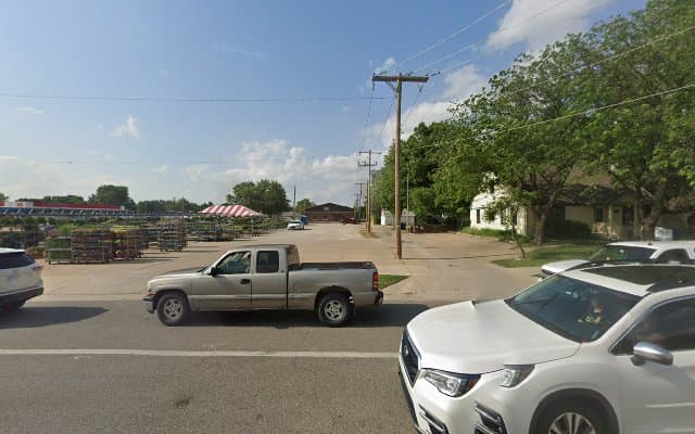 Photo of Kraft Manor Shopping Center