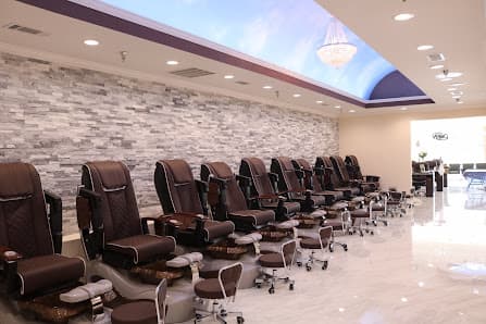 Photo of Tom Hill Nail and Spa
