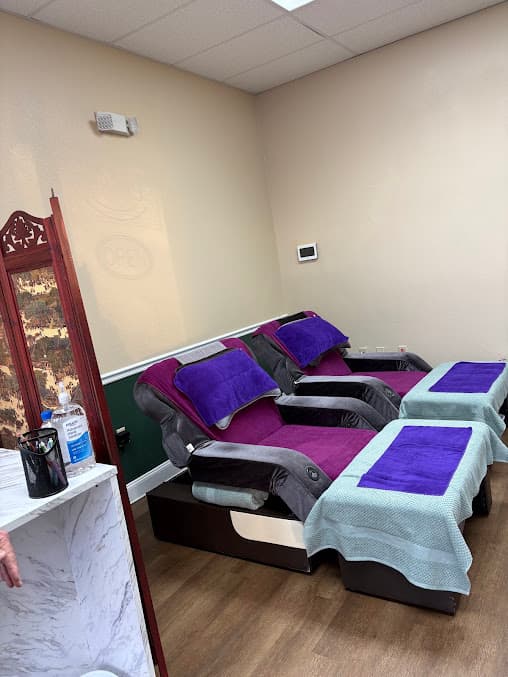 Photo of Happy Feet Massage Therapy spa