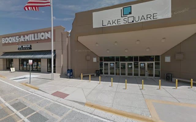 Photo of Lake Square Mall