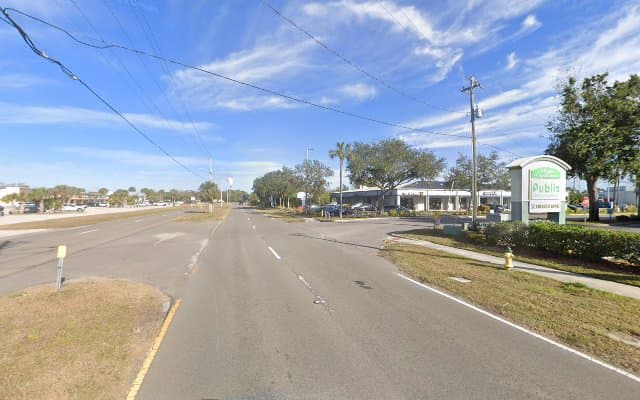 Photo of Lucky Salon - Eyebrow Threading | Waxing | Facials | Eyelash Extensions in Apollo Beach, Florida