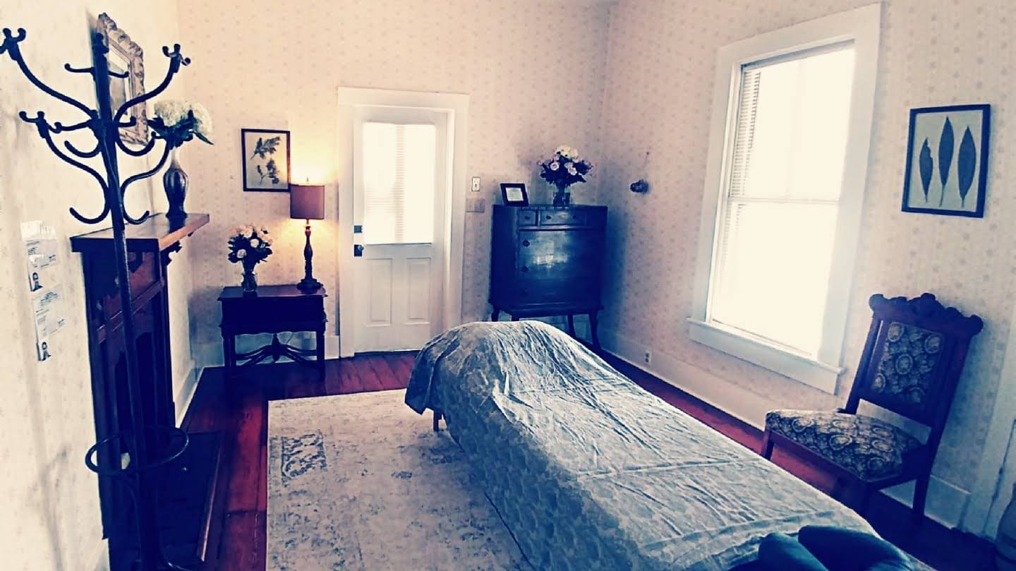 Photo of Couples and Prenatal Massage by Coultas