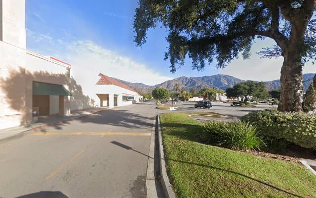 Photo of Crunch Fitness - Monrovia