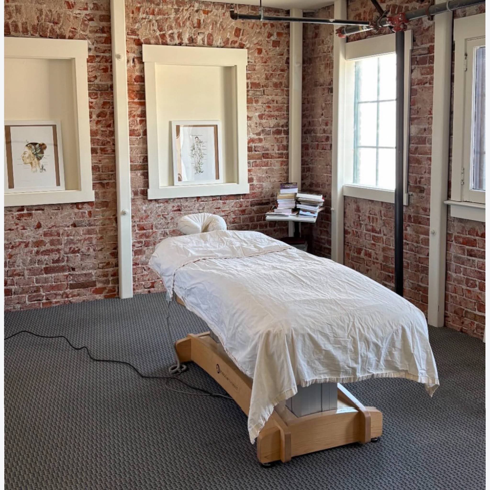 Photo of Fertile Hands: Fertility, Pregnancy & Postpartum Massage