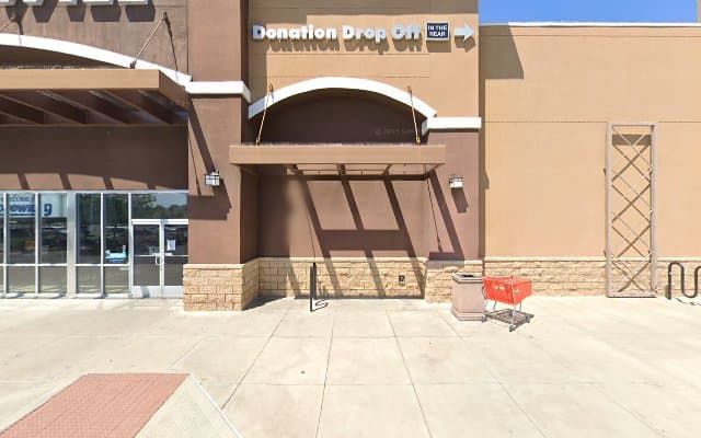 Photo of Kingman Goodwill Retail Store, Donation Center & Self Serve Neighborhood Career Center