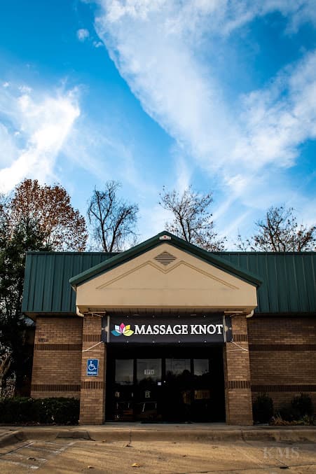 Photo of Massage Knot
