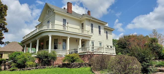 Photo of Spring Street Inn 1889