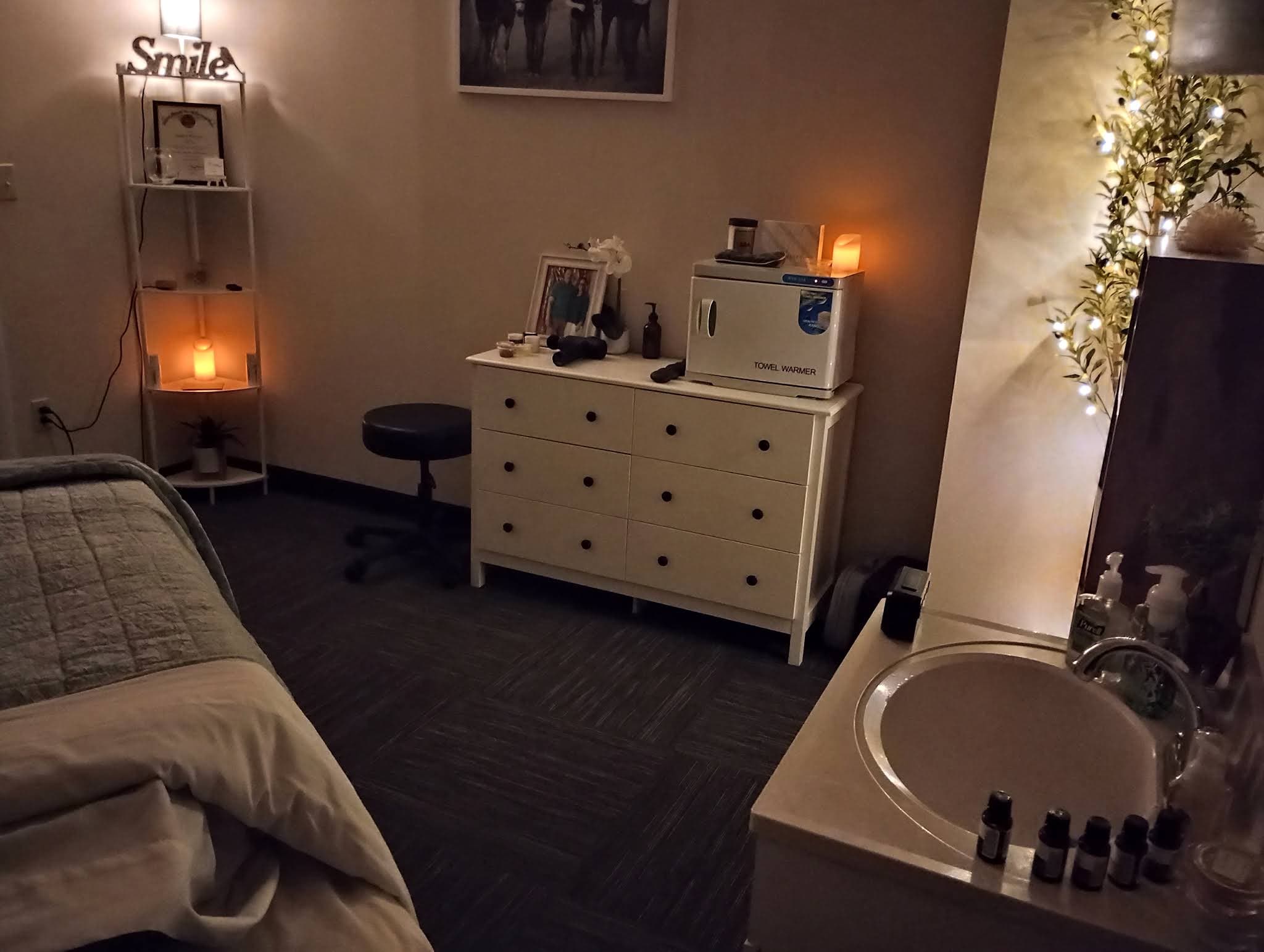 Photo of Studio Revive, Megan King LMT 5493