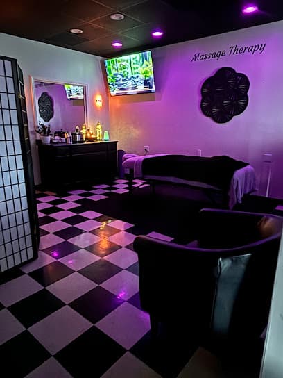 Photo of Annie Adams Licensed Massage Therapist (LMT)