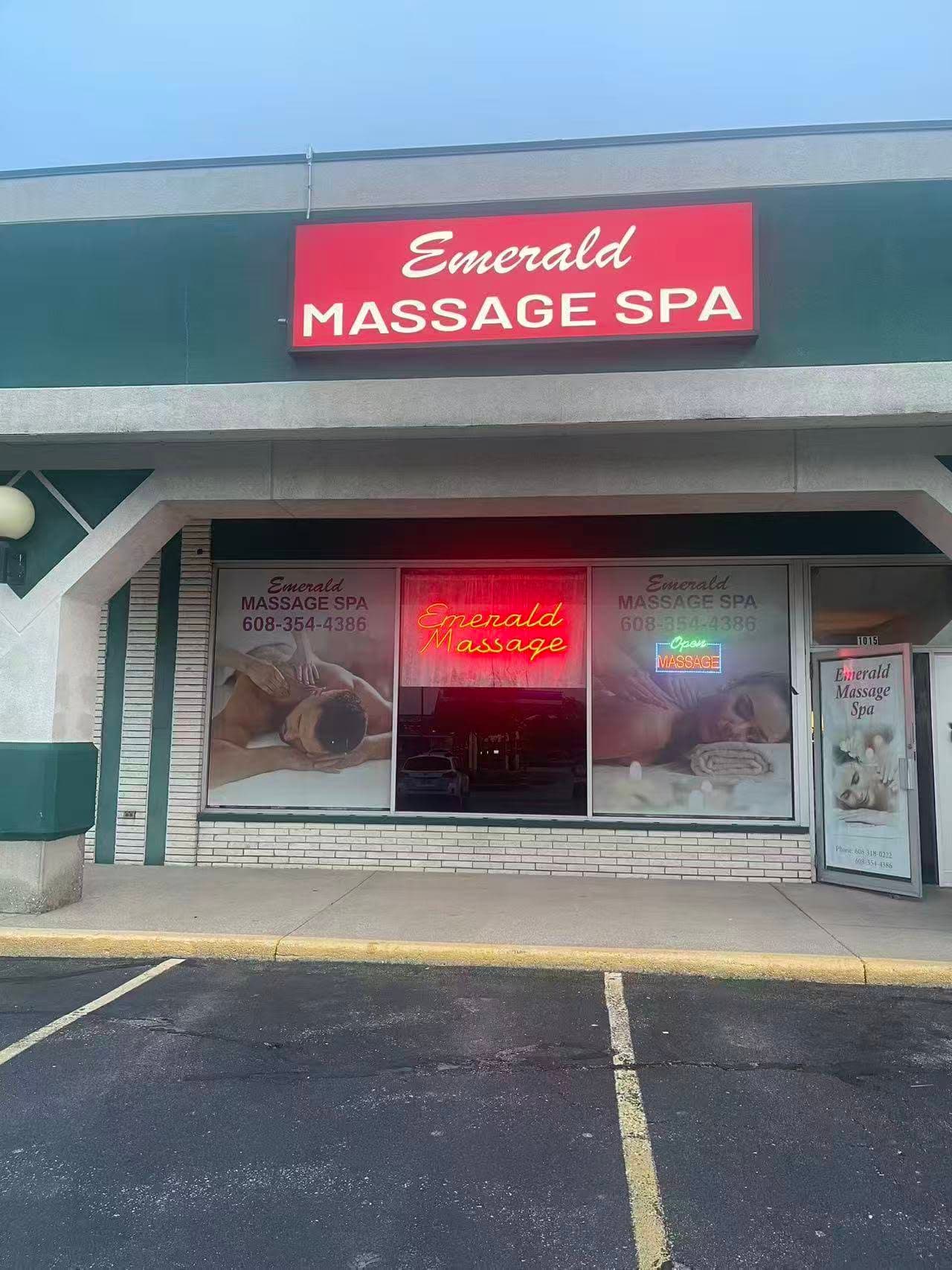 Photo of Emerald Massage SPA