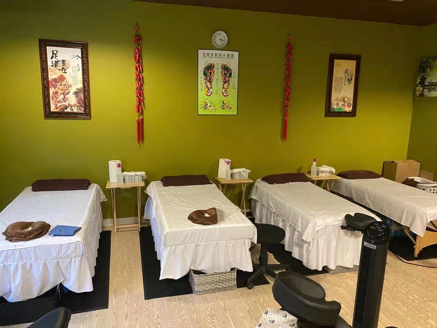 Photo of Jimmy's Relax Station（3rd floor. Next to Currency Exchange ）