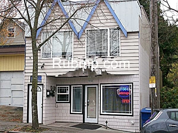 Photo of Mid Roosevelt Massage Parlor