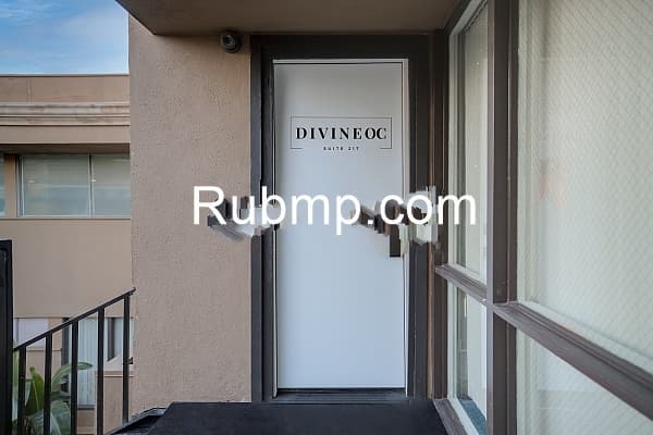 Photo of Divine OC