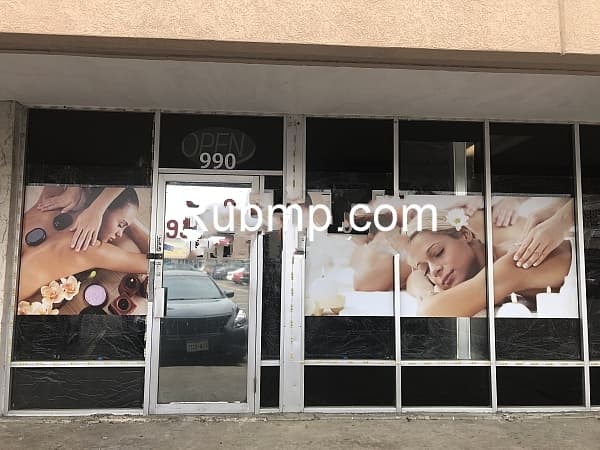 Photo of 990 SPA