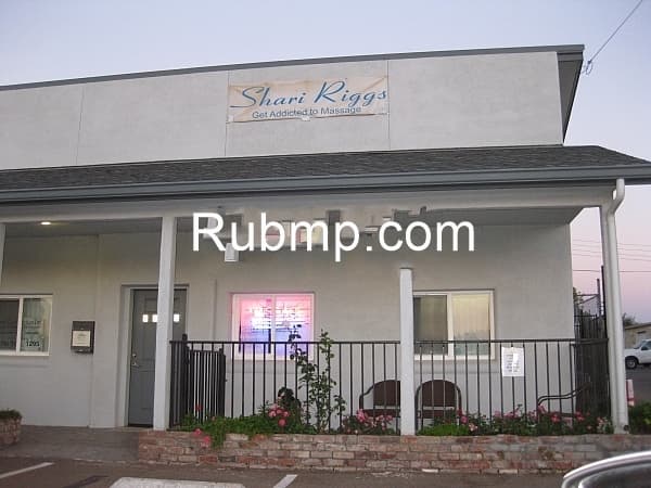 Photo of Shari Riggs
