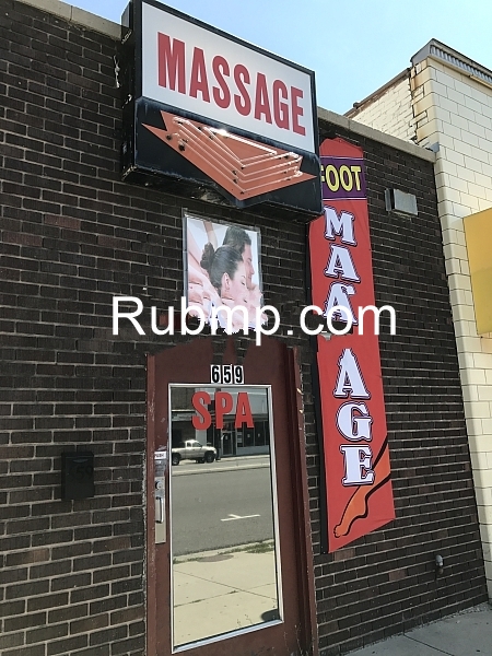Real Massage &. Spa