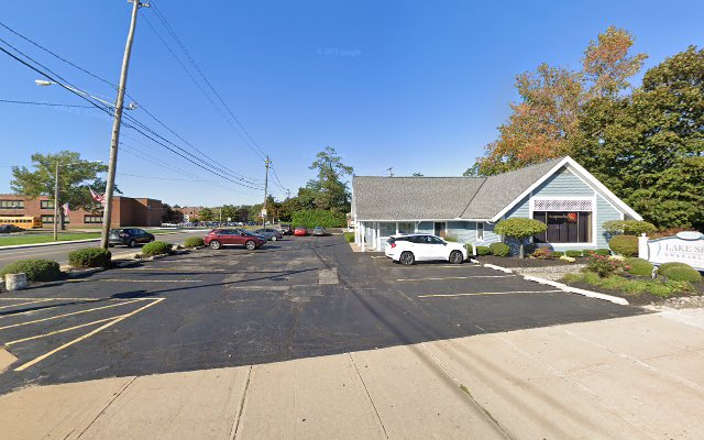 Lake Spine Specialists