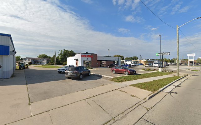 Manitowoc nails and spa
