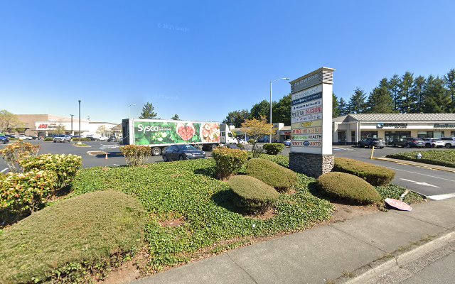 Cosmo Lux Nails & Spa