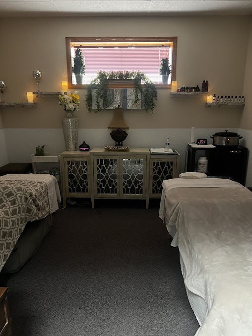 D’Vine Massage, LLC