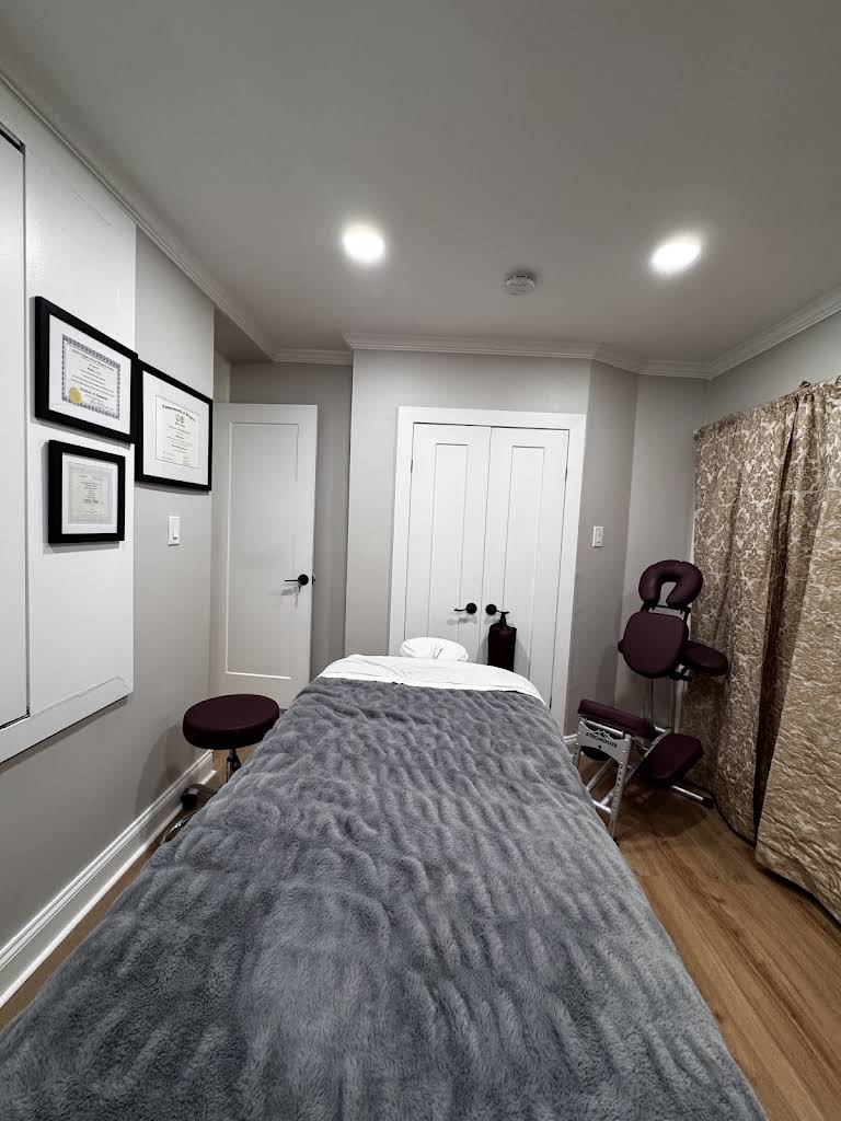 Squire Massage