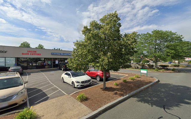 Salem Nail Bar