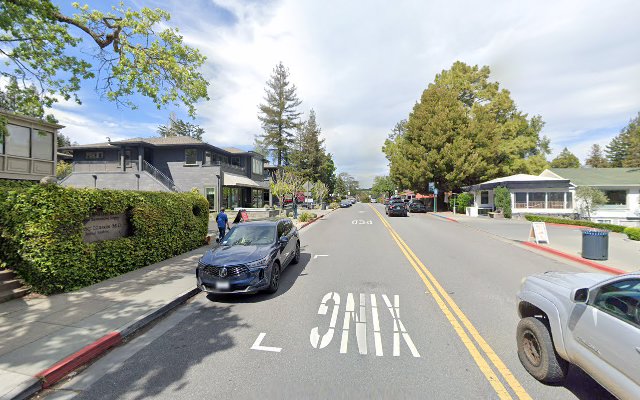 Hayes Valley Medical Esthetics – Larkspur