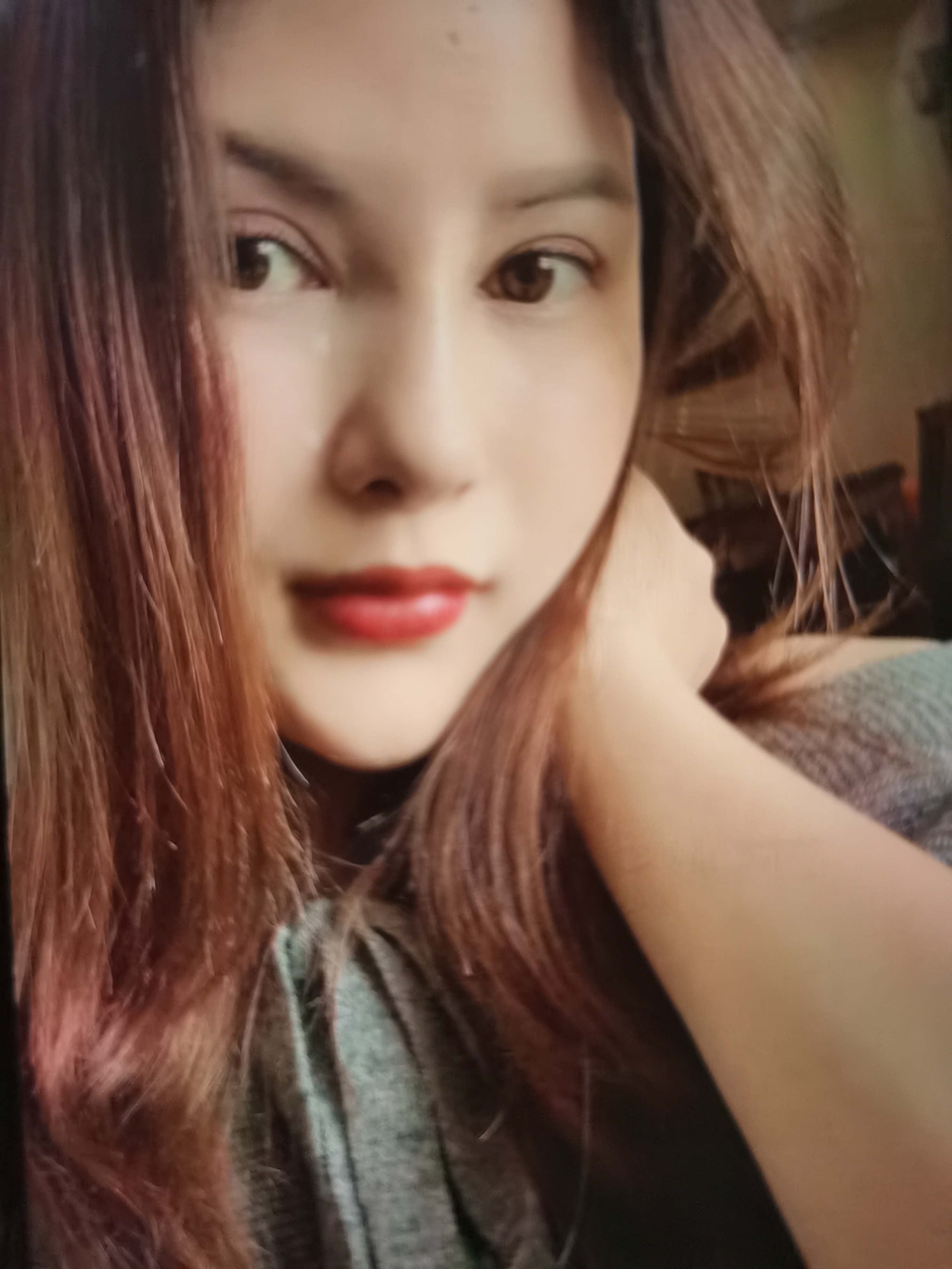 Couldn't understand her photo